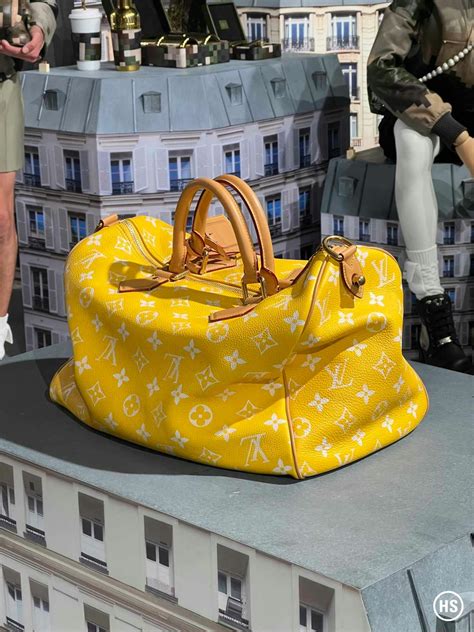 lv one million|Pharrell Williams' $1 million Louis Vuitton Speedy Bag has landed.